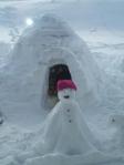 Mark and helpers built this igloo on holiday in Tignes.